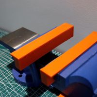 CCLIFE 2 tlg Schraubstock-Schutzbacken | Breite 110mm / 150mm | mit Magnet | Schonbacken für Feststehend Schraubstock